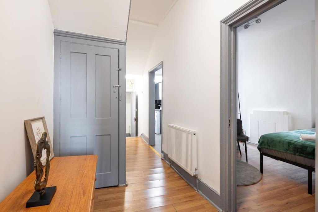 2A - Bright & Airy 2 Bed Flat - 20 Mins To Central London Eksteriør bilde