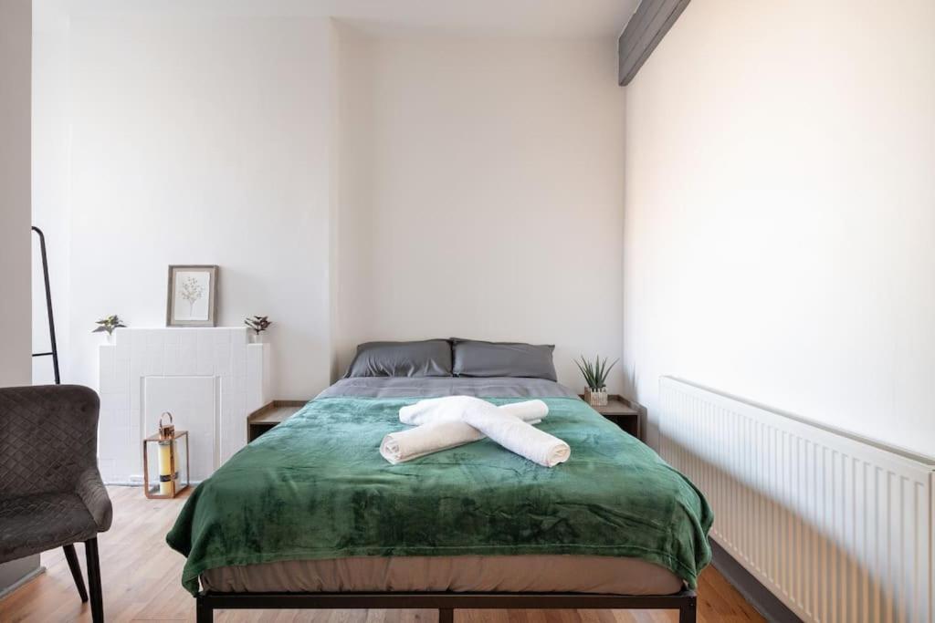 2A - Bright & Airy 2 Bed Flat - 20 Mins To Central London Eksteriør bilde