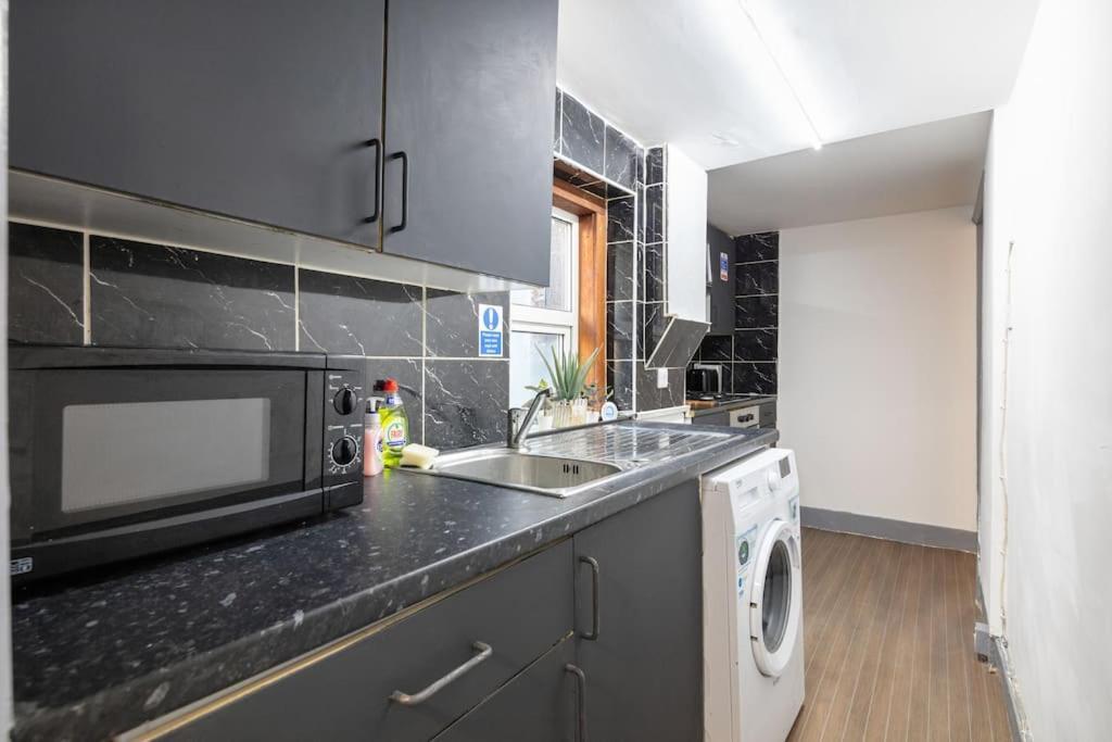 2A - Bright & Airy 2 Bed Flat - 20 Mins To Central London Eksteriør bilde